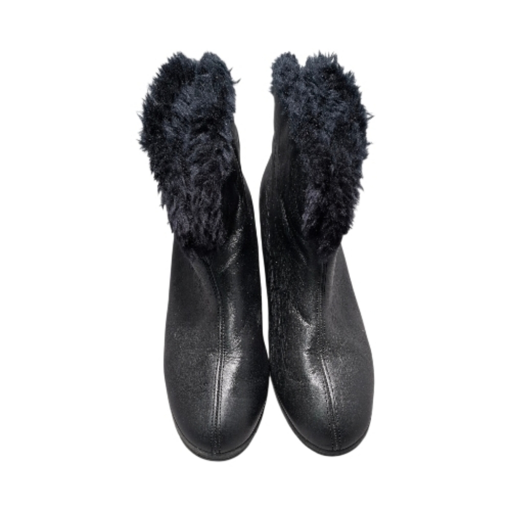 Chic Black Women's Winter Boots with Faux Fur Leather Upper Size 9